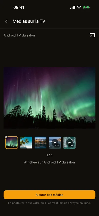 L’écran Médias sur la TV de Beam affichant une photo sur la TV, avec des vignettes de photos et de vidéos et un bouton Ajouter des médias